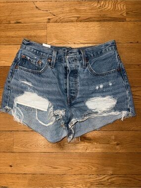 Levi’s High-Rise Denim Shorts - 27